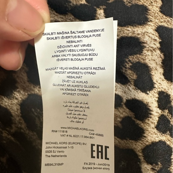 Michael Kors Leopard Print Full Zip Blouse Sz S - Picture 5 of 9